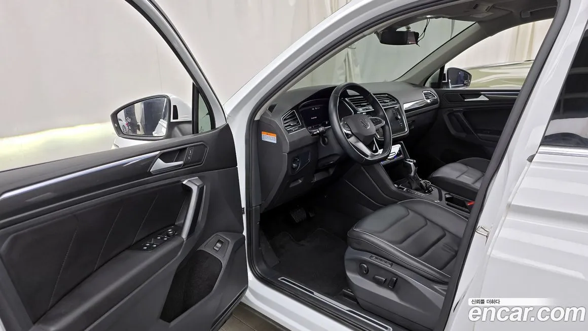 Volkswagen Tiguan — фото 2