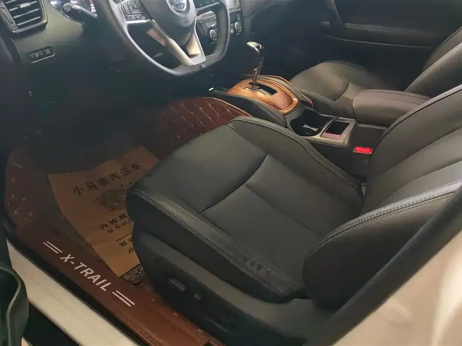 Nissan X-Trail — фото 10