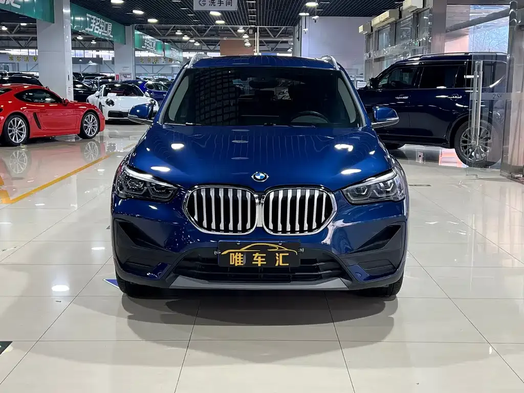 BMW X1 — фото 10