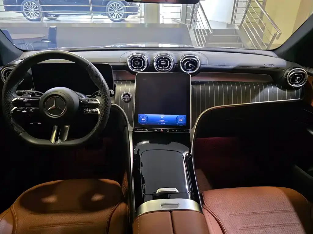 Mercedes-Benz GLC — фото 10