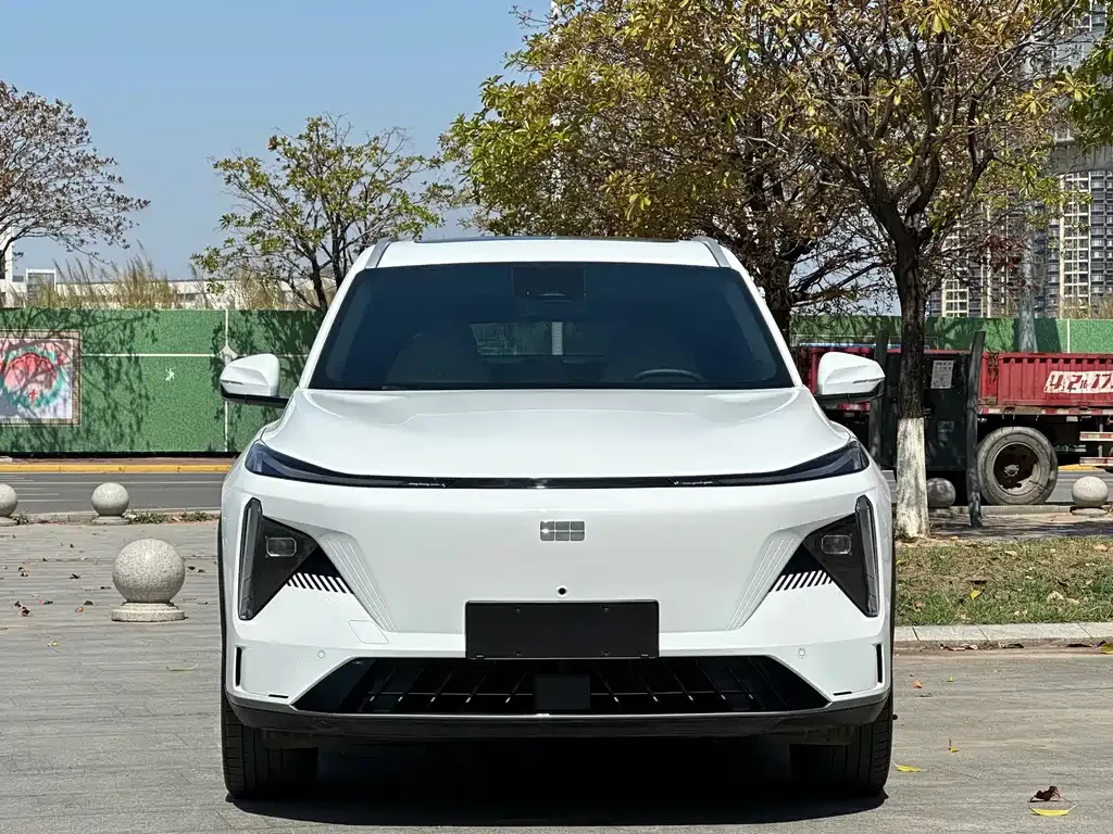 Geely Galaxy L7 — фото 10