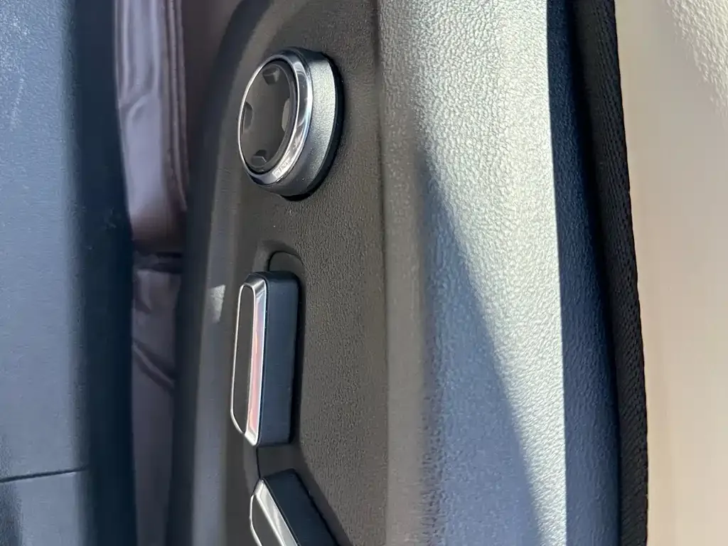 Geely Galaxy L7 — фото 4
