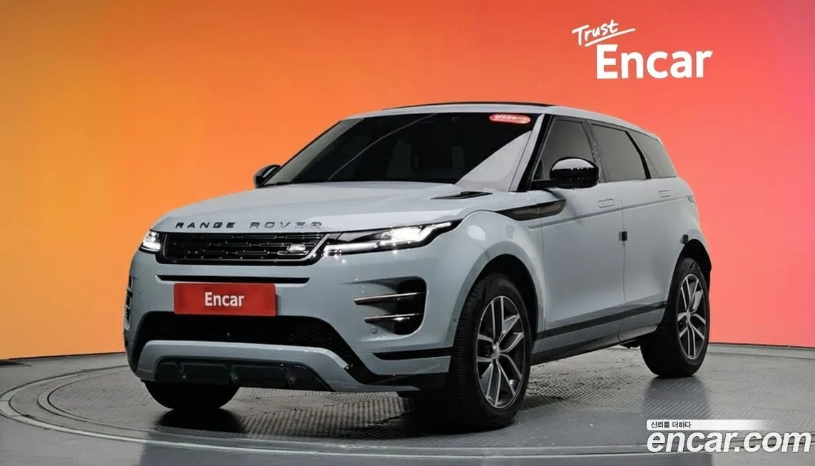 Land Rover Range Rover Evoque — фото 1
