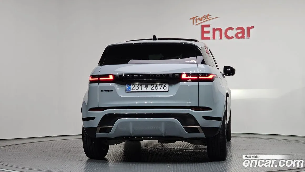 Land Rover Range Rover Evoque — фото 2