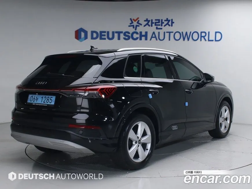 Audi Q4 e-tron — фото 10