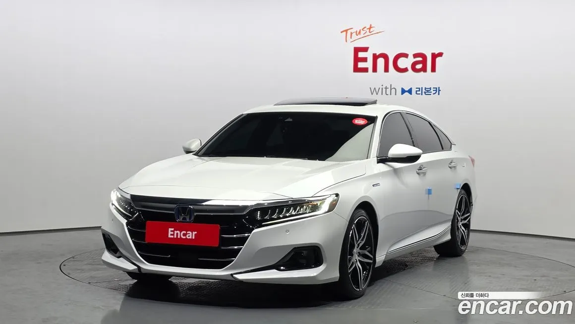 Honda Accord — фото 1