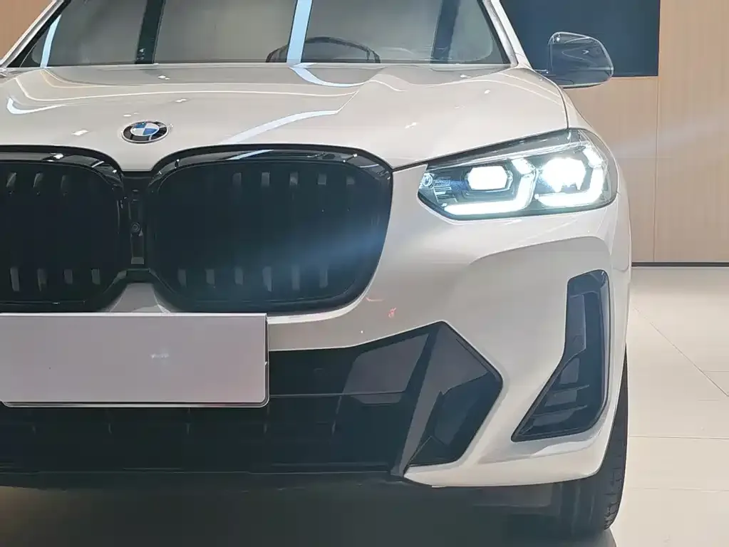 BMW X3 — фото 2