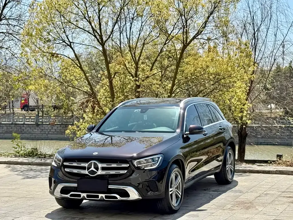 Mercedes-Benz GLC — фото 1