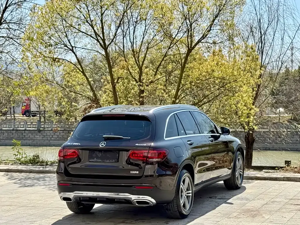 Mercedes-Benz GLC — фото 9