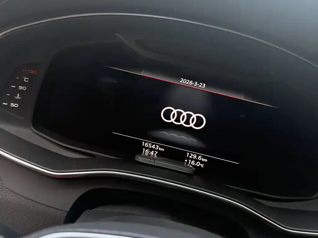 Audi A7L — фото 9