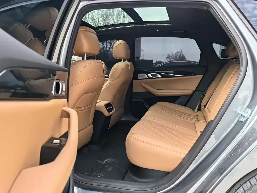 Geely Galaxy A7 — фото 4