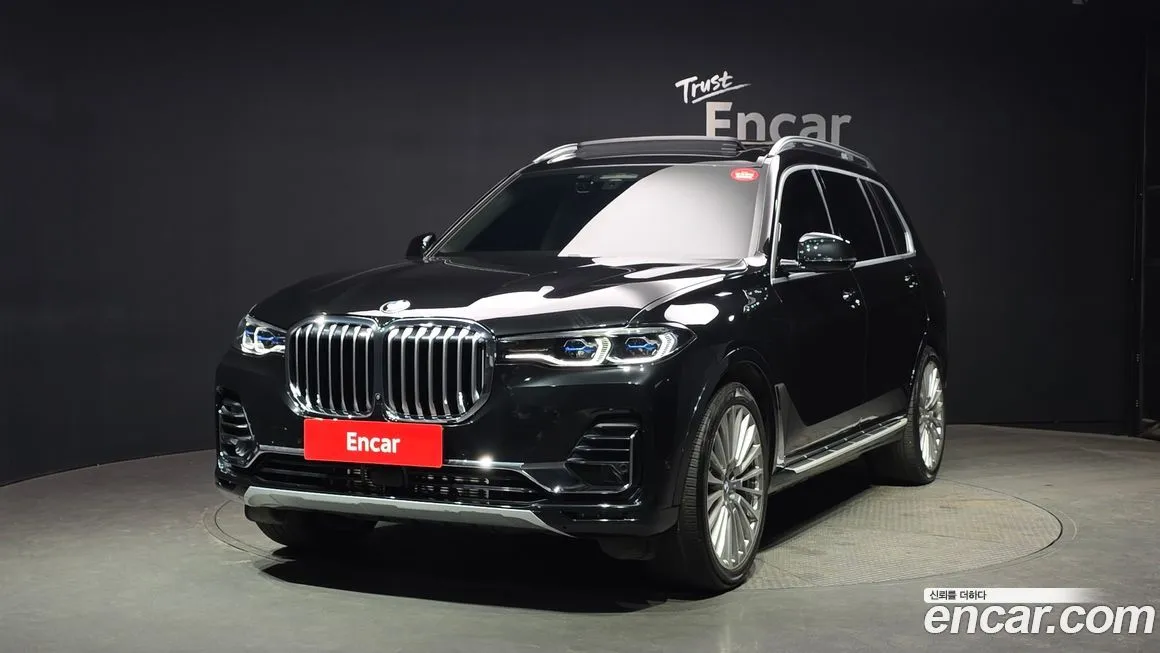 BMW X7 — фото 1