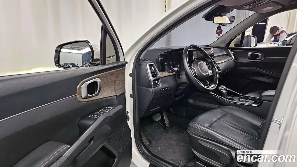 Kia Sorento — фото 6