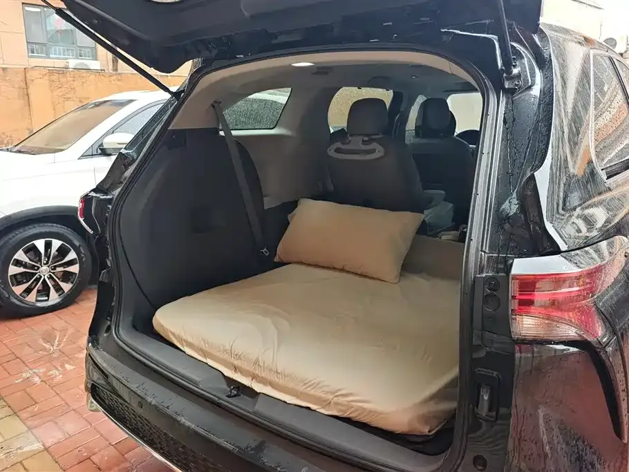 Toyota Granvia — фото 2