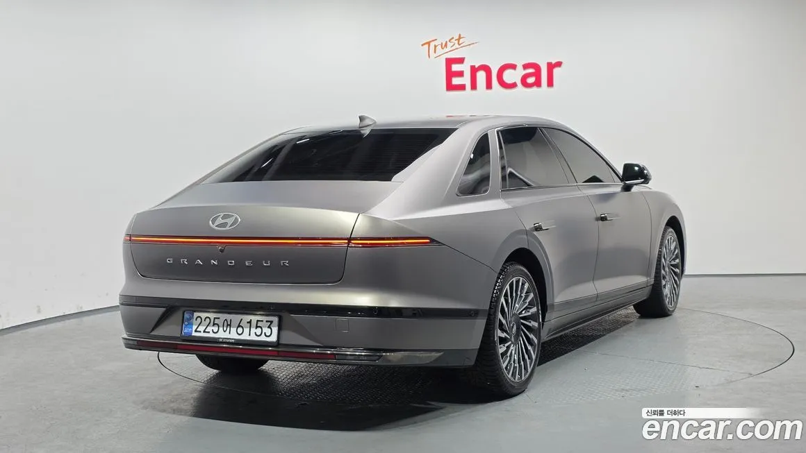 Hyundai Grandeur — фото 10