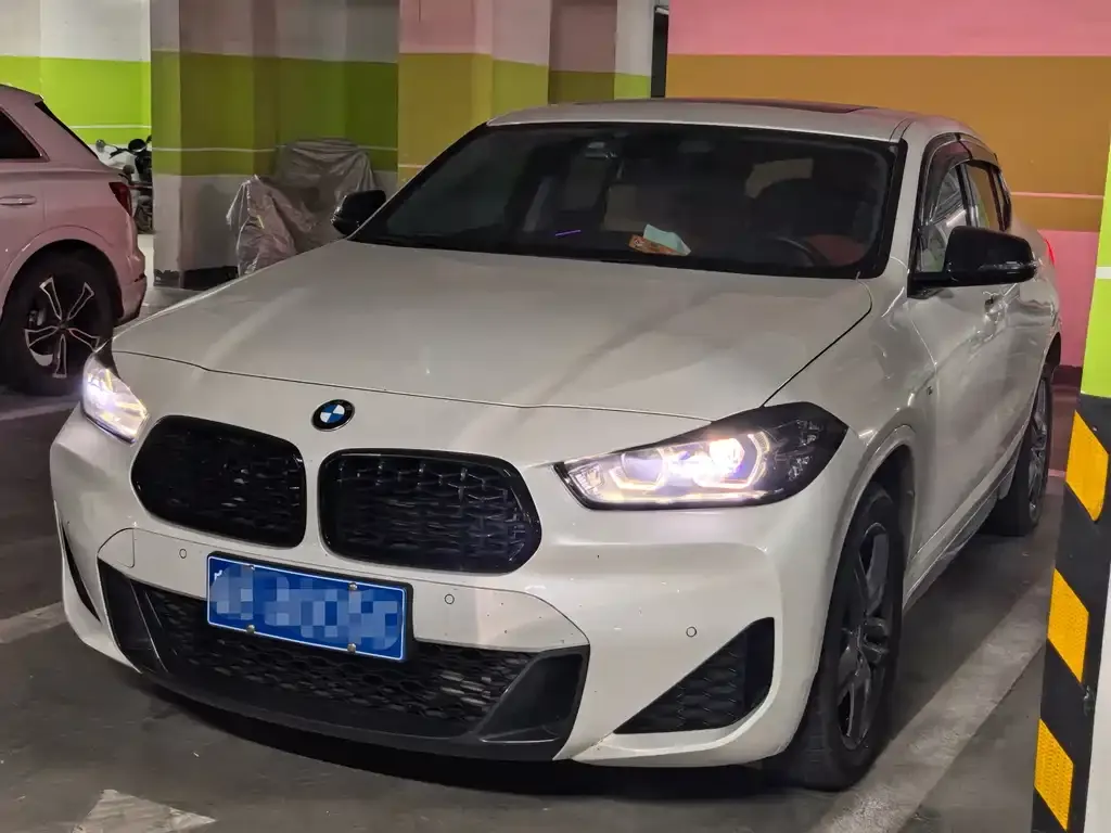 BMW X2 — фото 1