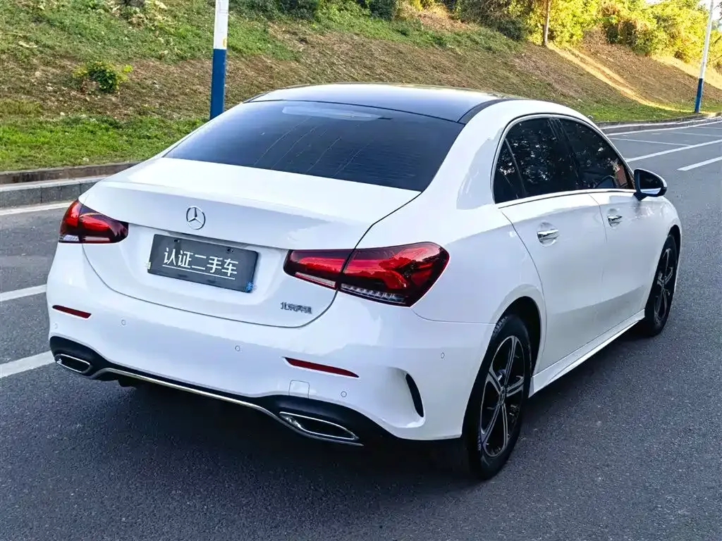 Mercedes-Benz A-Class — фото 6