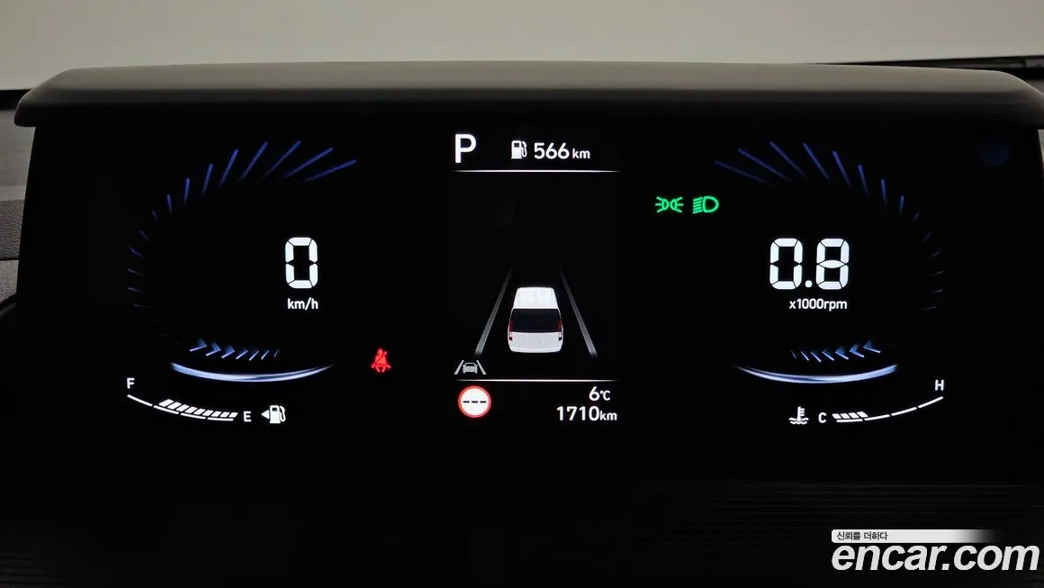 Hyundai Staria — фото 2