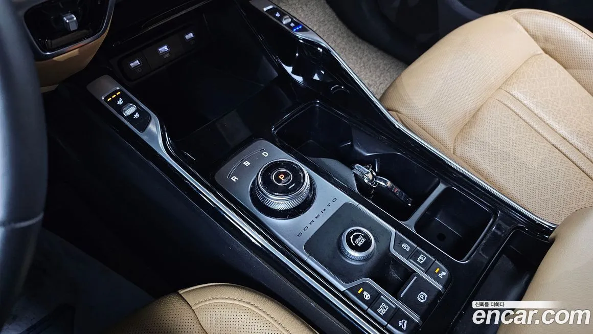 Kia Sorento — фото 10