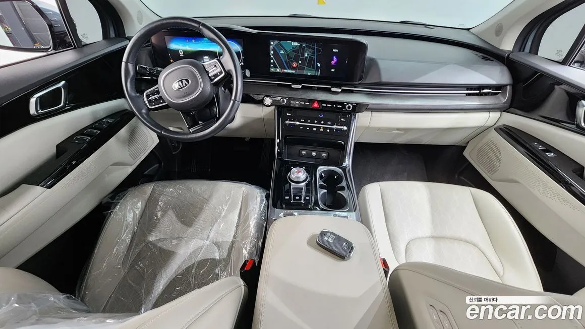 Kia Carnival — фото 6