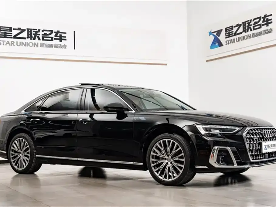 Audi A8 — фото 3