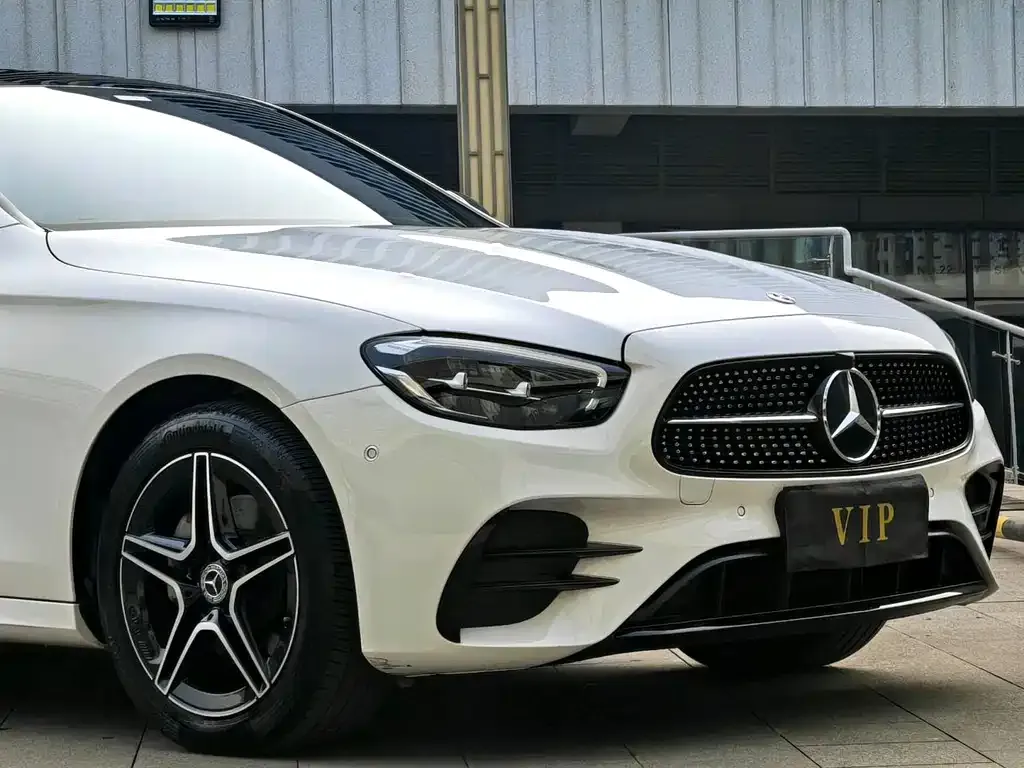 Mercedes-Benz E-Class (Import) — фото 4