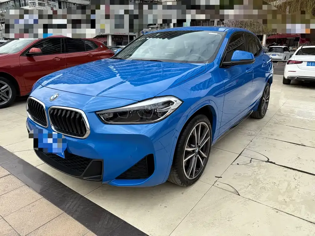 BMW X2 — фото 1