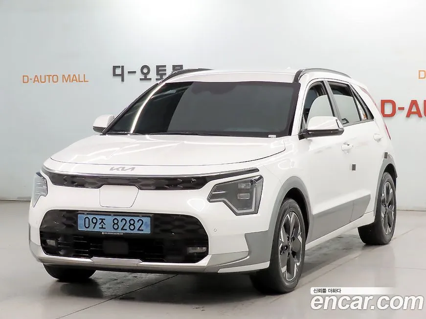 Kia Niro — фото 1