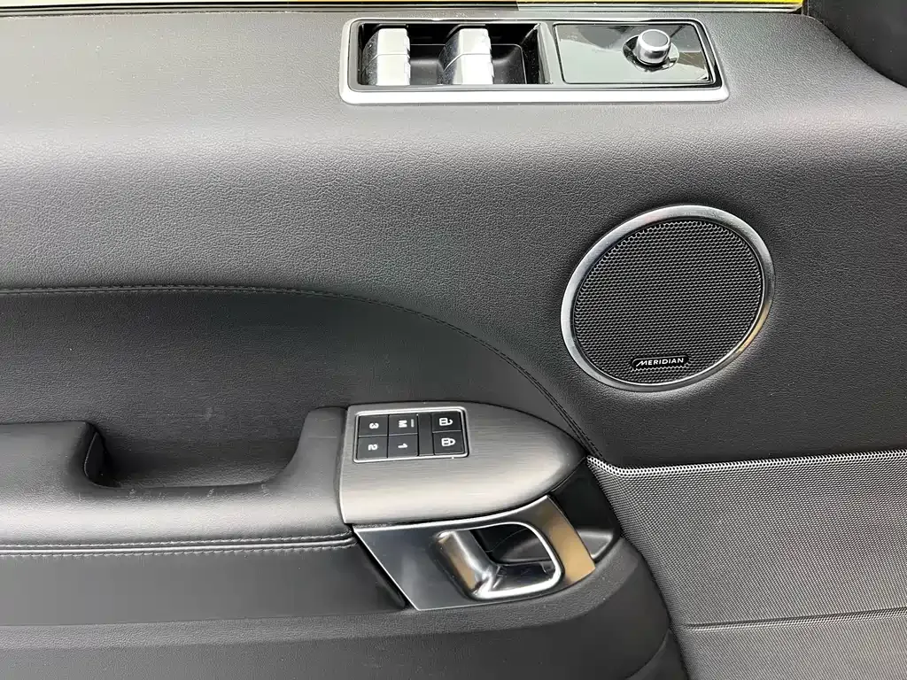 Land Rover Sport — фото 10
