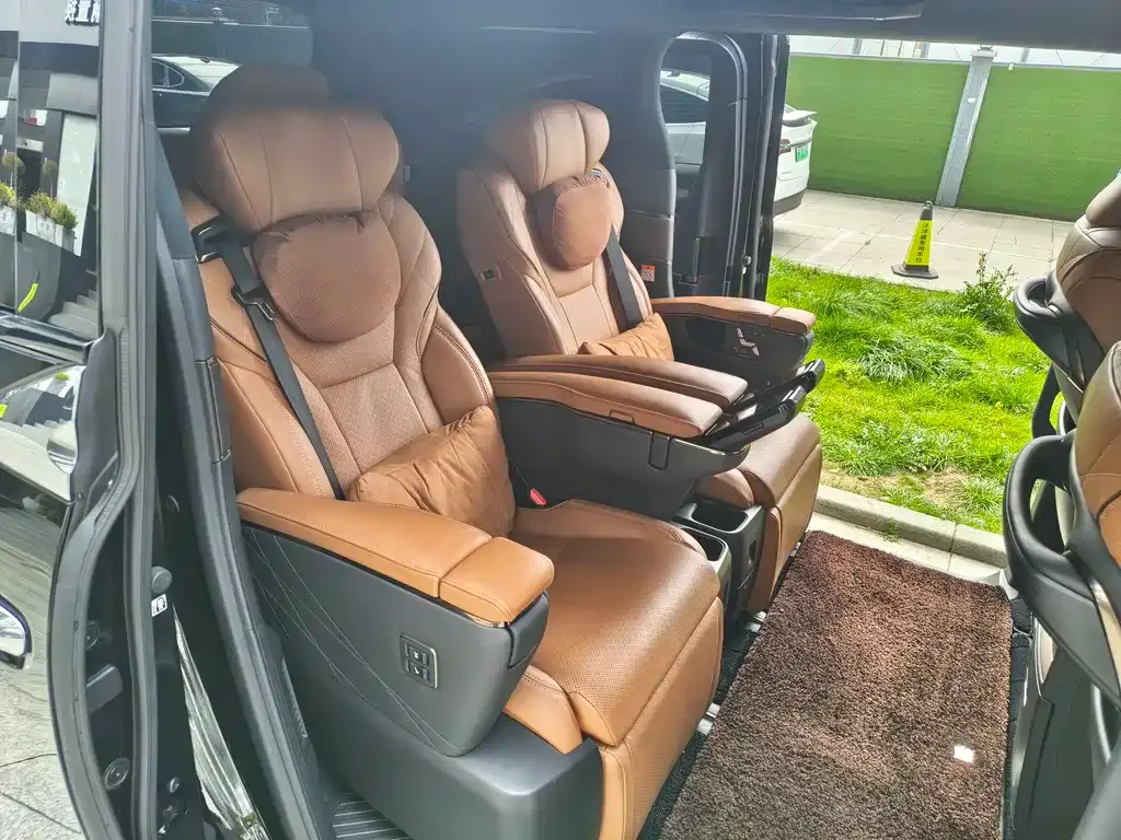 Toyota Vellfire — фото 6