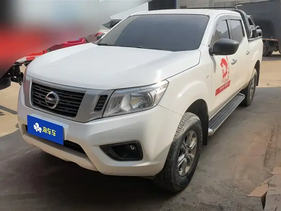 Nissan Navara — фото 1