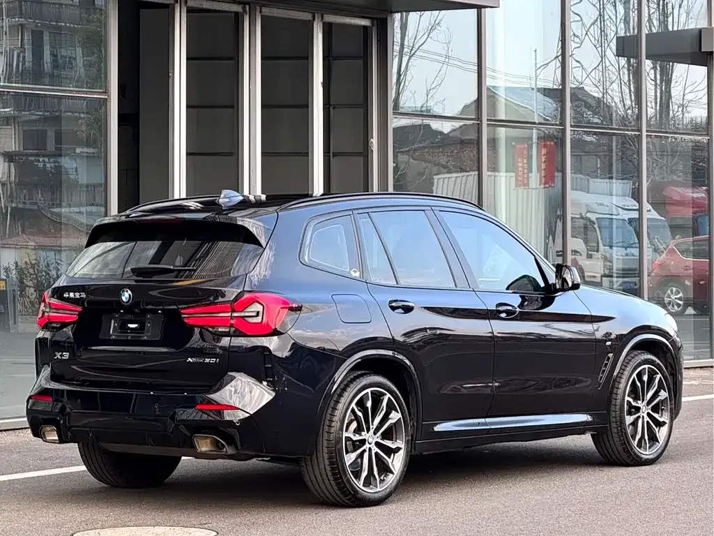 BMW X3 — фото 10