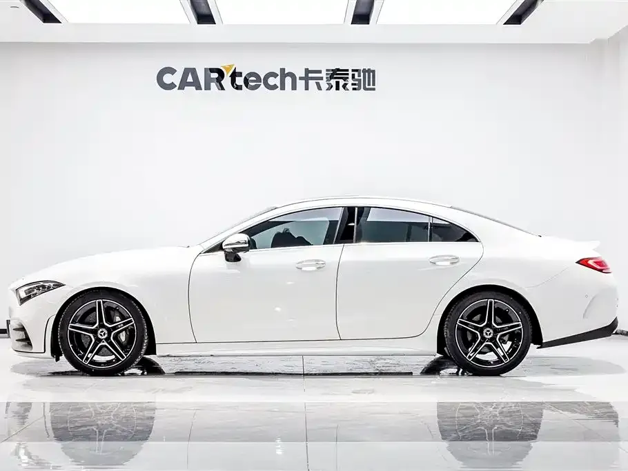 Mercedes-Benz CLS — фото 7