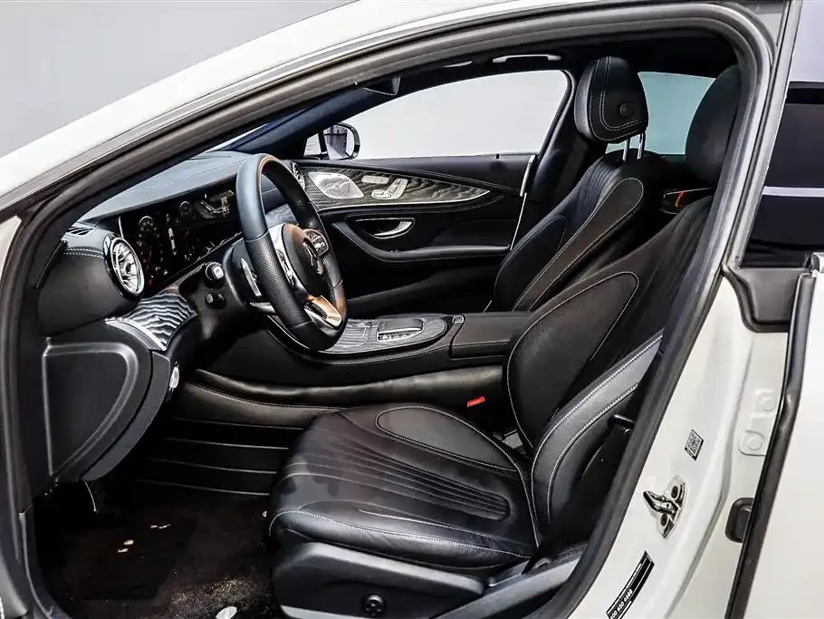 Mercedes-Benz CLS — фото 9