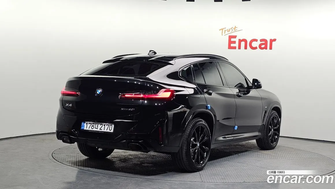 BMW X4 — фото 10