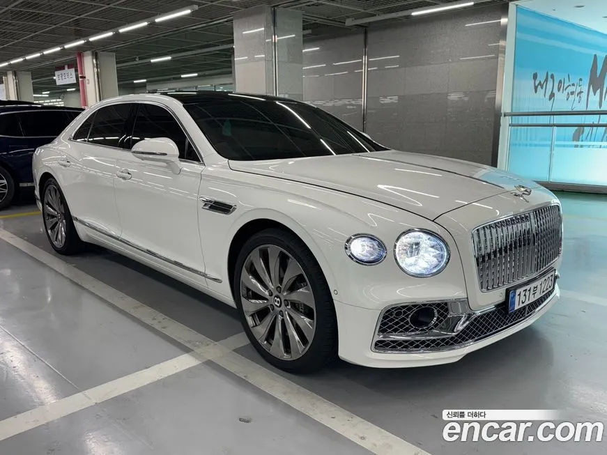 Bentley Flying Spur — фото 2