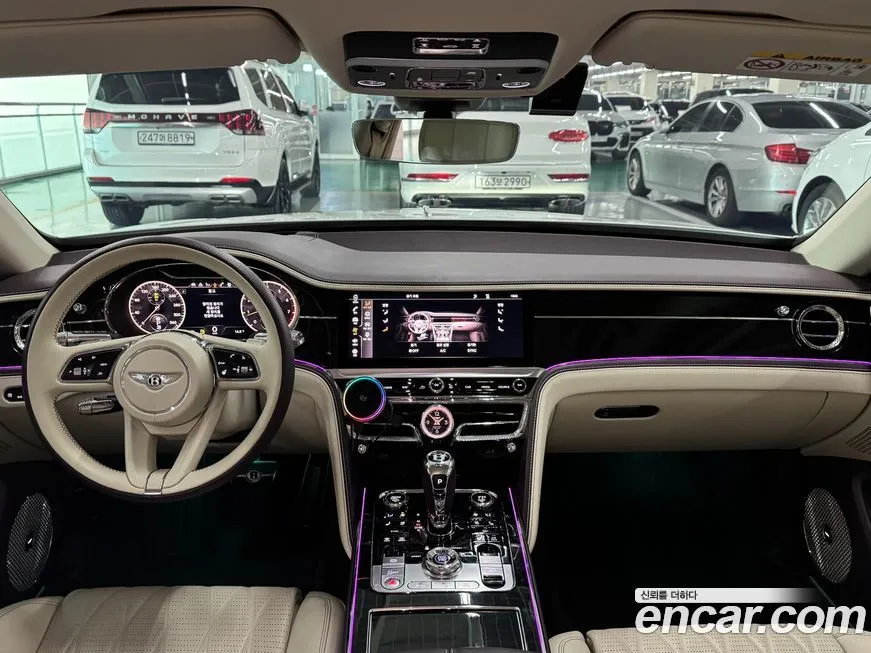 Bentley Flying Spur — фото 10