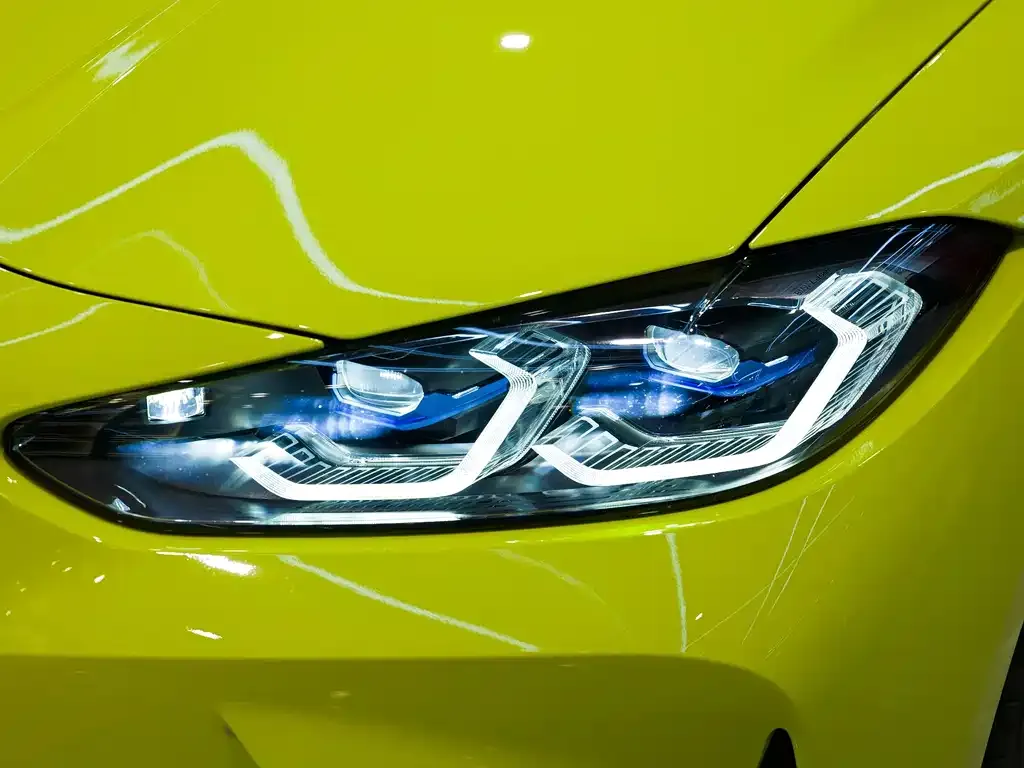 BMW M4 — фото 2