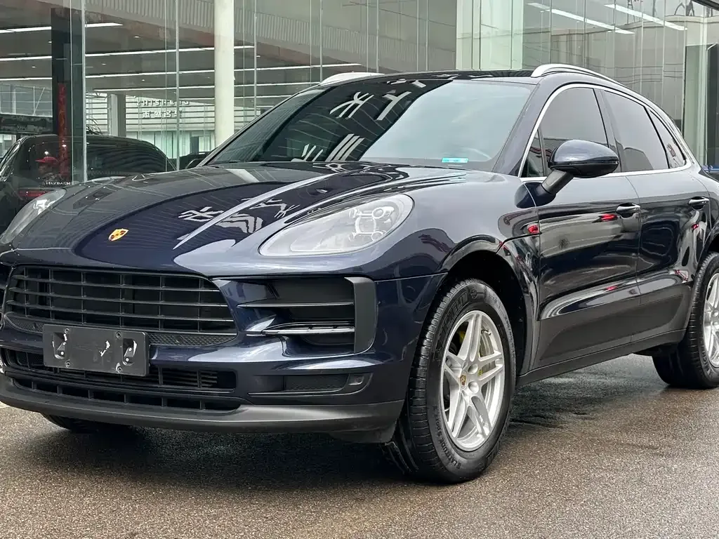Porsche Macan — фото 1