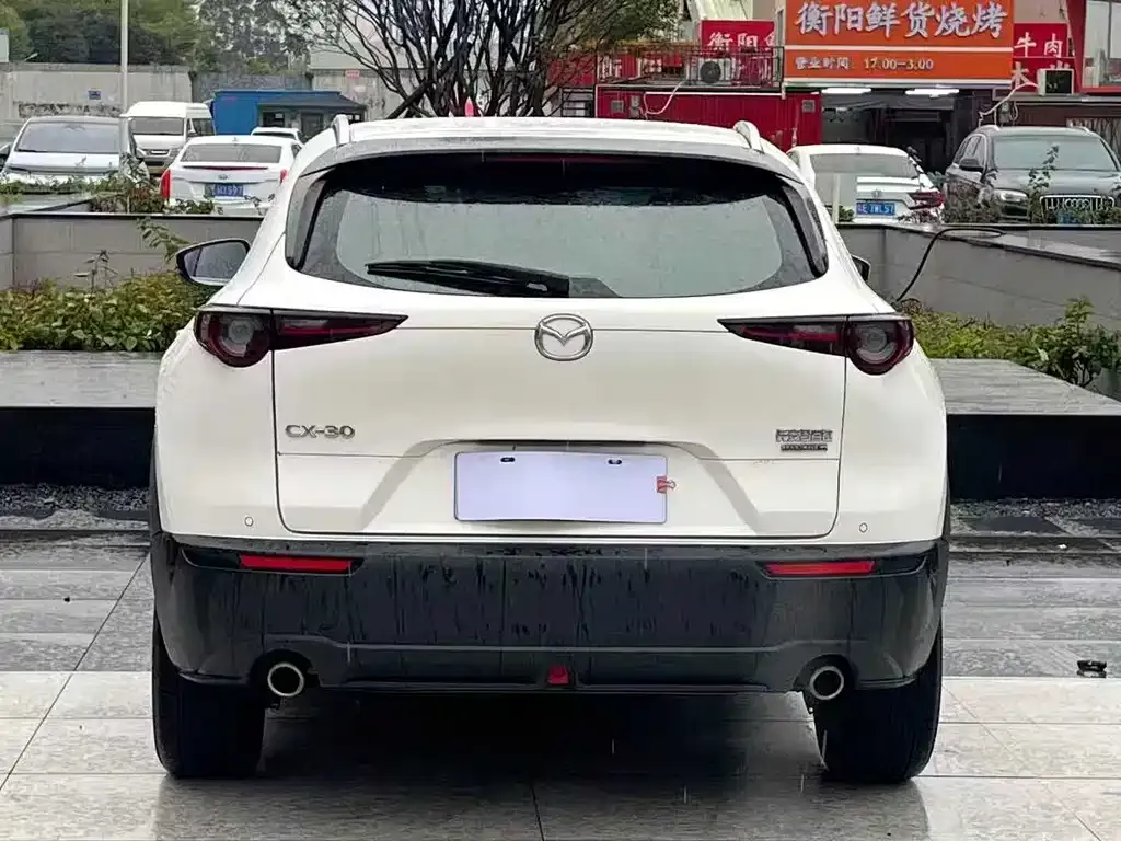 Mazda CX-30 — фото 9