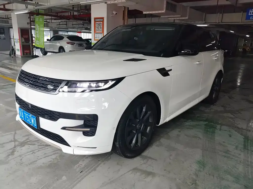 Land Rover Sport — фото 1