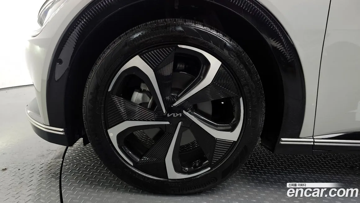 Kia EV6 — фото 4