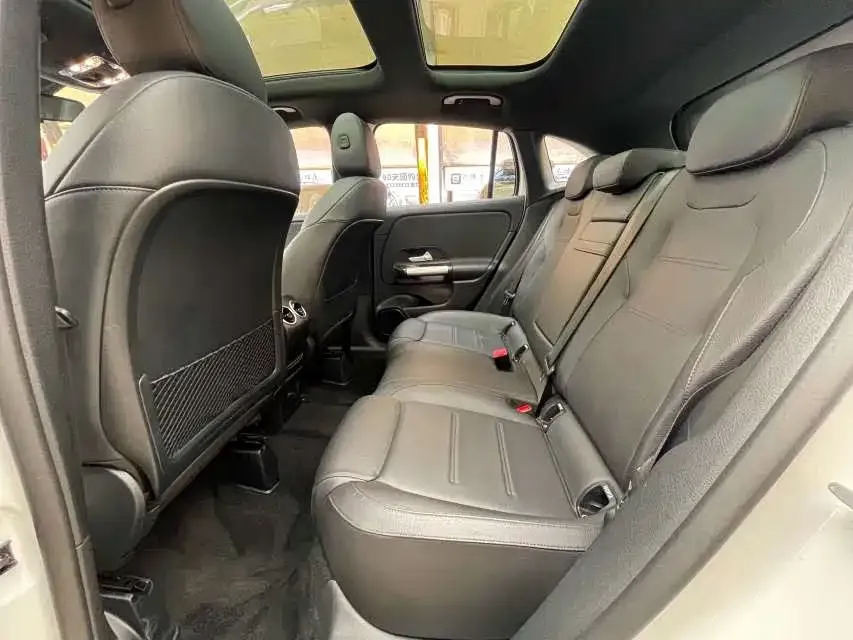 Mercedes-Benz GLA — фото 3