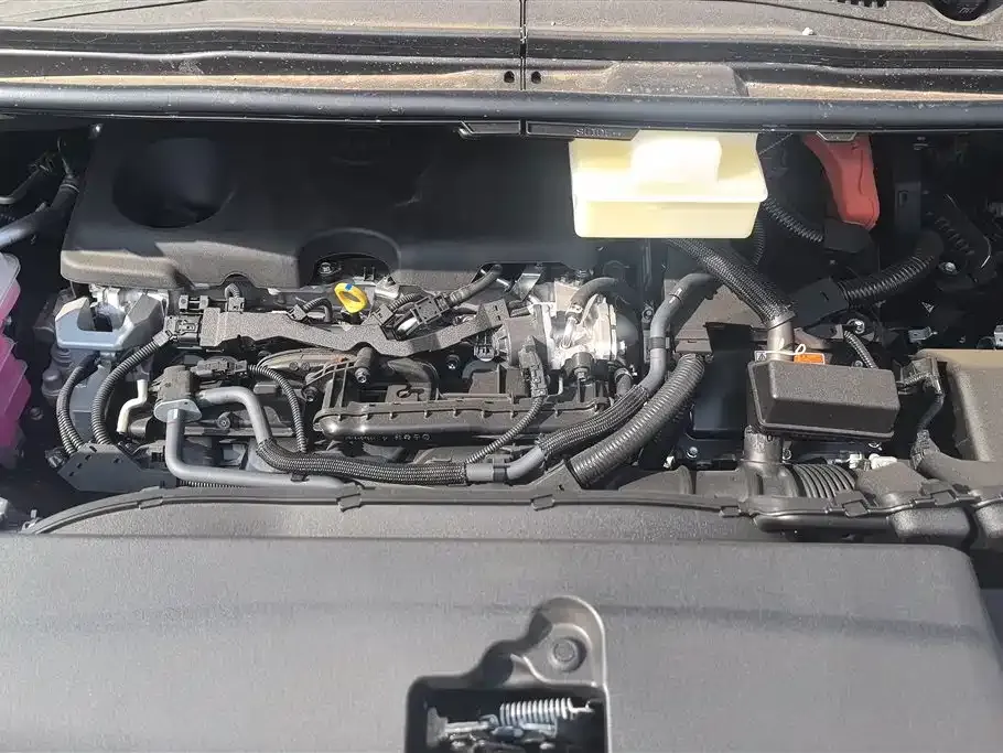 Toyota Alphard — фото 10