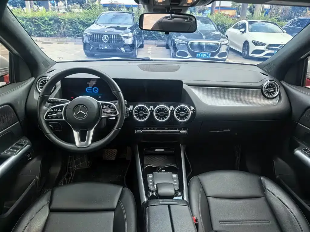 Mercedes-Benz EQA — фото 9