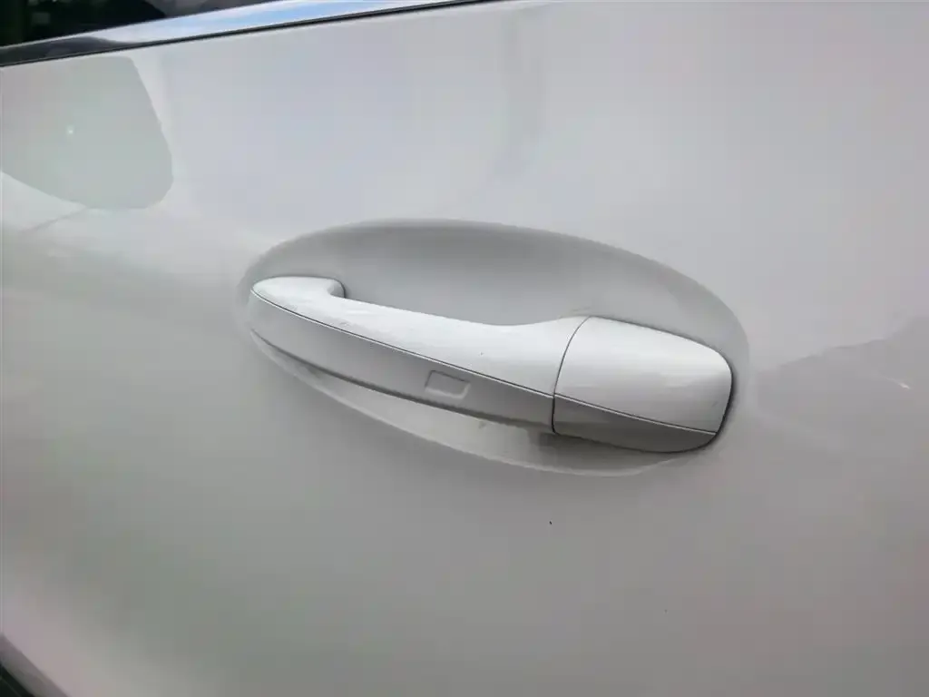 Mercedes-Benz EQA — фото 2