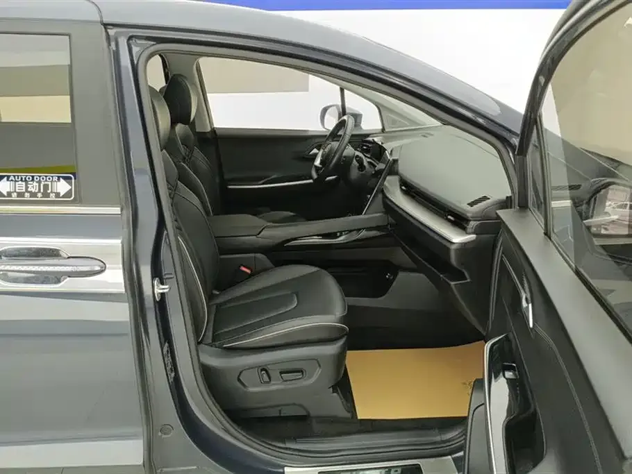 Hyundai Custo — фото 9