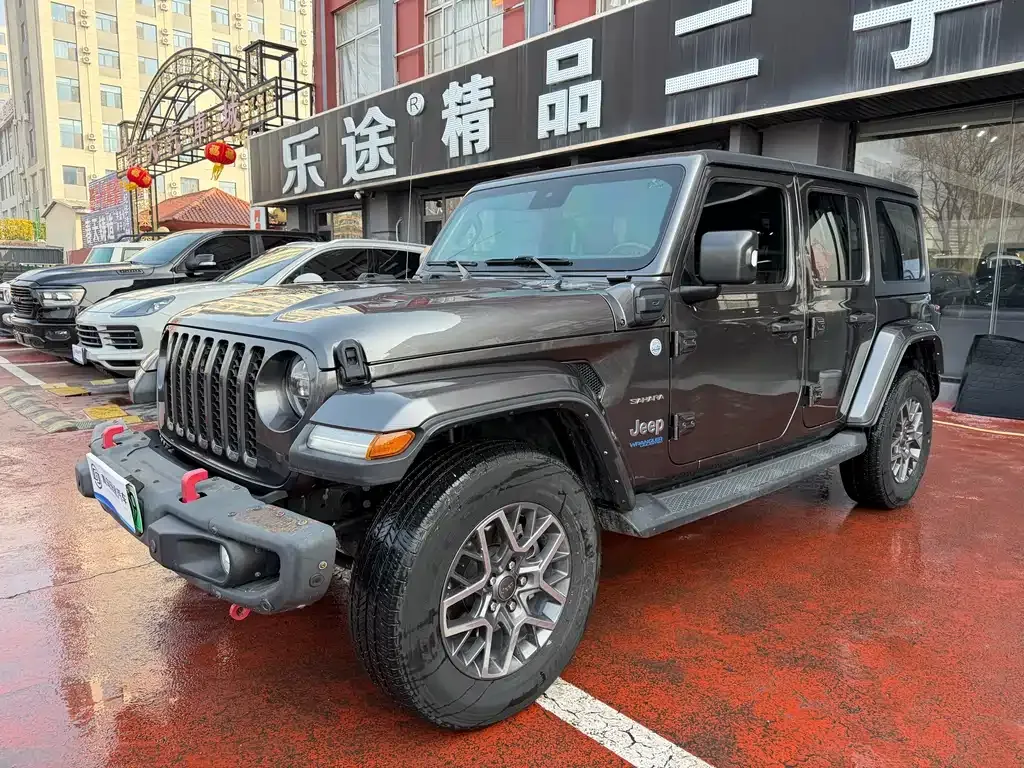 Jeep Wrangler PHEV — фото 10