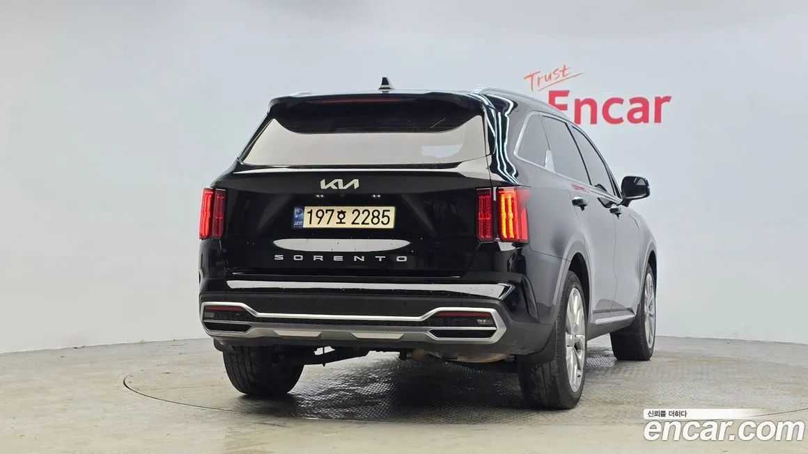 Kia Sorento — фото 6