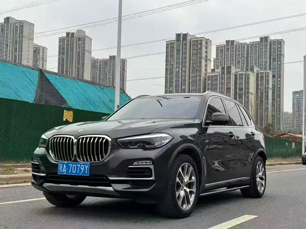 BMW X5 (Import) — фото 5